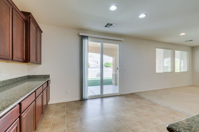 Building Photo - 12056 La Palmera Ave
