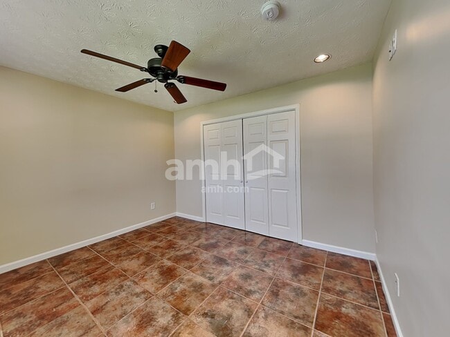 Building Photo - 2820 Wadley Ln