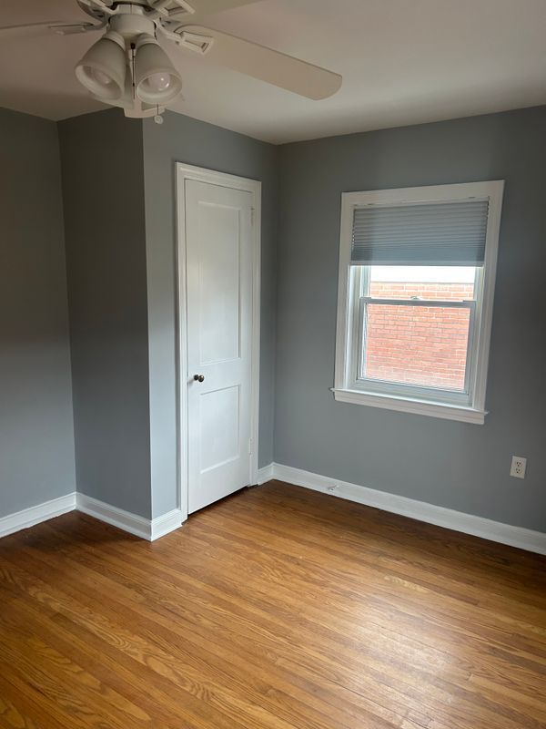 Building Photo - 1924 Guernsey Ave