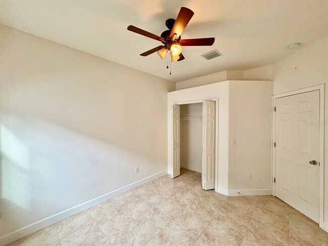 Building Photo - 12822 Hampton Hill Dr