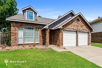 Building Photo - 2917 St Croix Ct