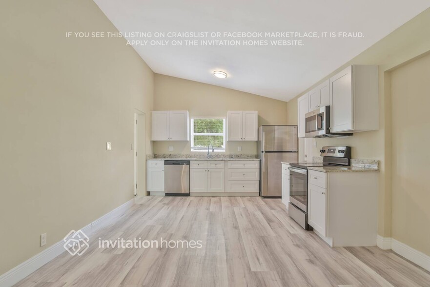 Building Photo - 1333 Stately Oaks Dr NW
