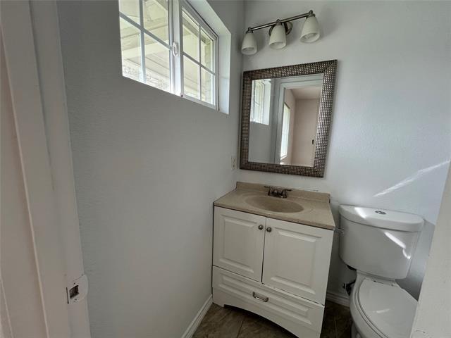 Building Photo - 5828 Lazy River Dr