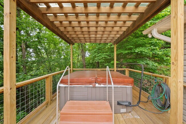 Building Photo - Asheville Mountain Home with Biltmore Views | 3BR + Office & Expansive Scenic Deck