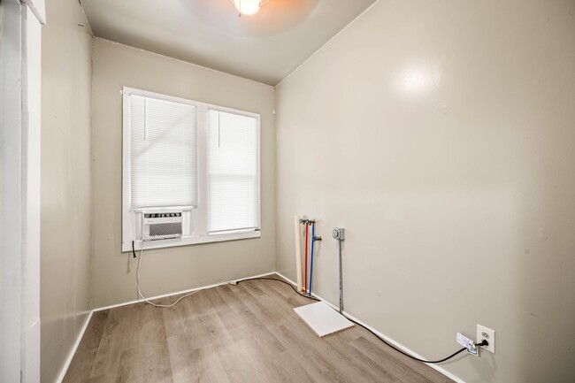 Building Photo - 109 Claiborne St