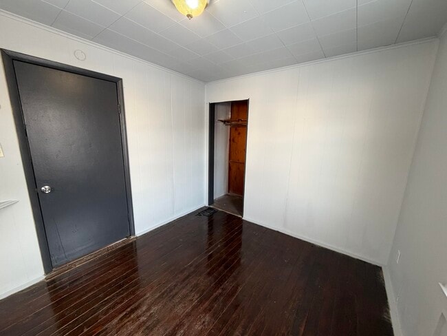 Building Photo - 1232 Freeman-