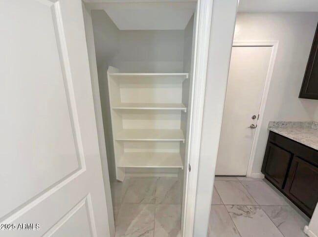 Building Photo - 8065 W Agora Ln