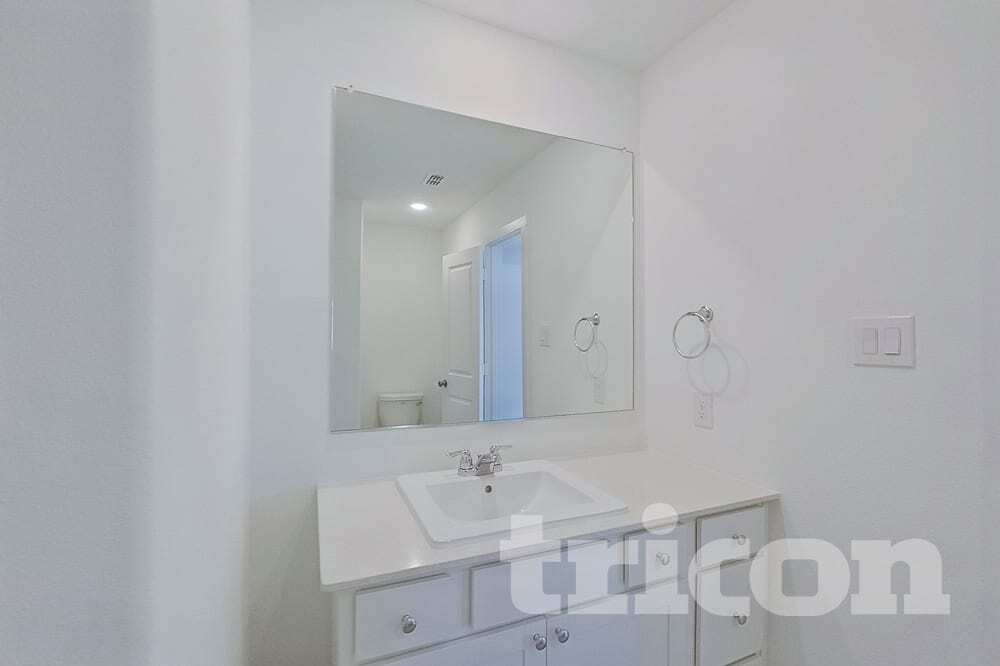 Building Photo - 1637 Baugh St