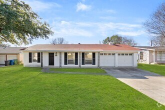 Building Photo - North Central Greater Harmony Hills Area