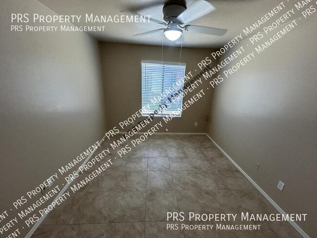 Building Photo - 551 S Lesueur-Unit 3
