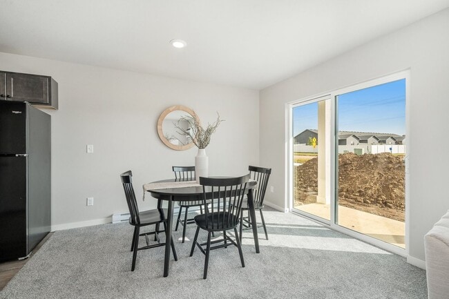 Interior Photo - Lincoln Heights