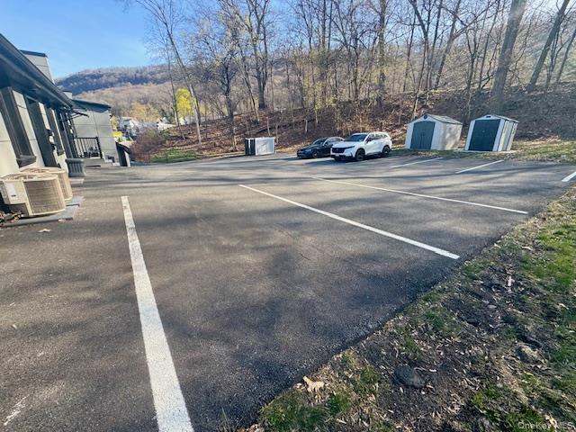 Building Photo - 221 US-9W