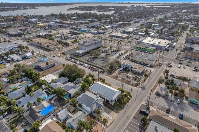 Building Photo - 7615 Coquina Way