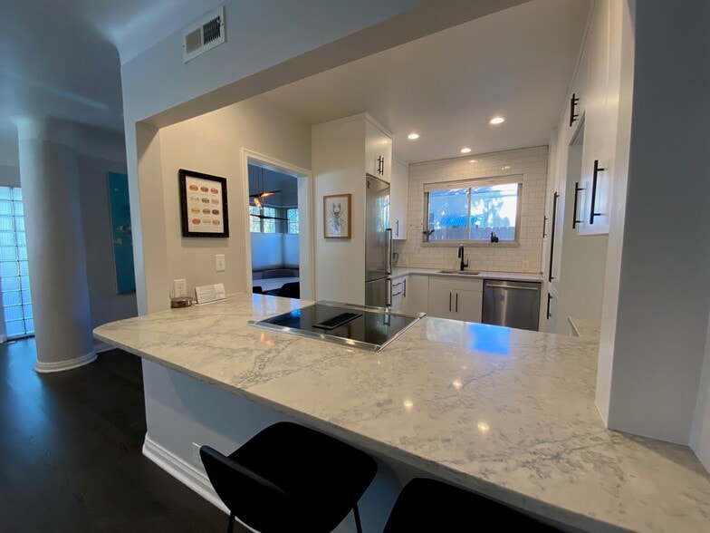 Kitchen - 754 Eudora St