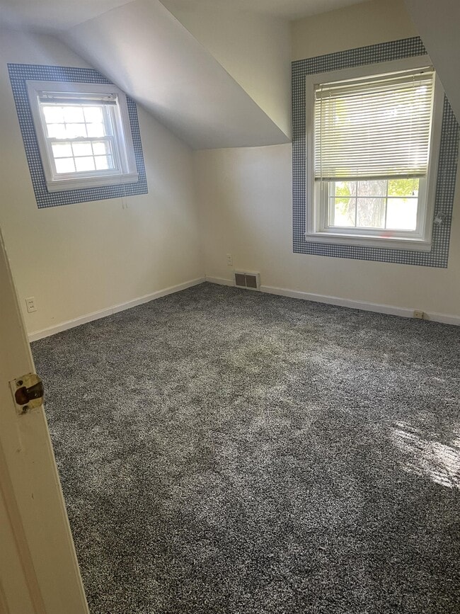 Building Photo - 7020 Brown Rd