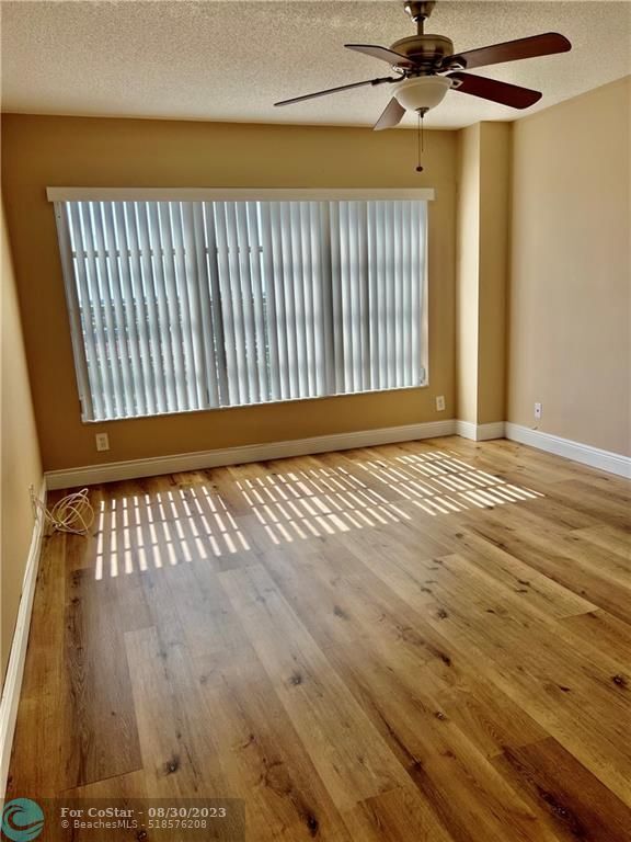 Building Photo - 10777 W Sample Rd