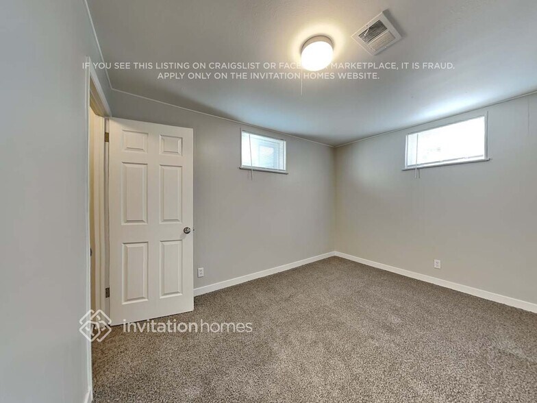 Building Photo - 11539 Ogden St