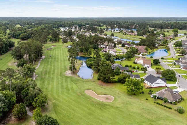 Building Photo - Golf Course Living Just Minutes from North Myrtle Beach – Long-Term Rental in Aberdeen