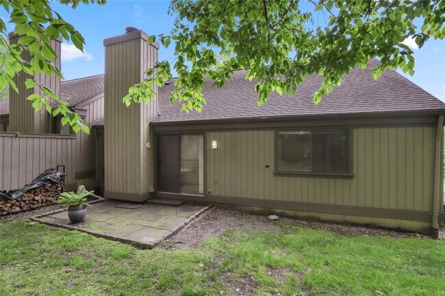 Building Photo - 388 Heritage Hills
