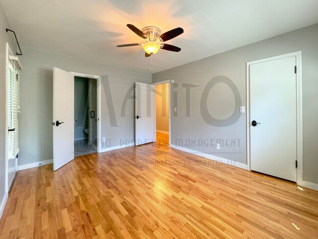 Building Photo - Sprawling South Hill Rancher on Park-like ...