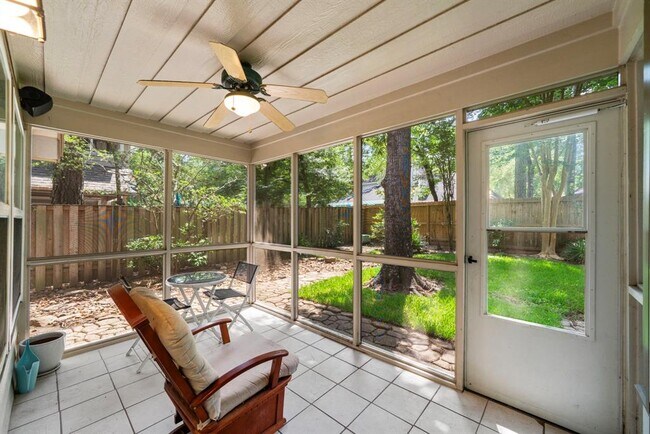 Building Photo - 202 W Greywing Cir