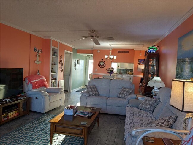 Building Photo - 2616 Cove Cay Dr