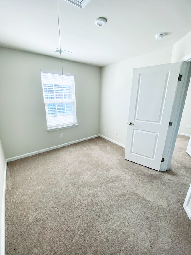 Building Photo - 8707 Red Canyon Way