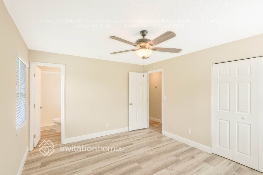 Building Photo - 3205 Lancaster Ln