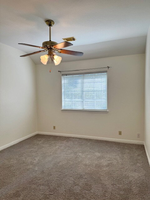 Building Photo - Elegant 4-Bedroom Retreat in Austin's Scen...