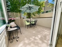 Building Photo - 2461 S Xanadu Way