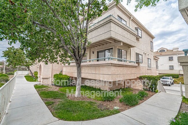 Primary Photo - 18215 Flynn Dr