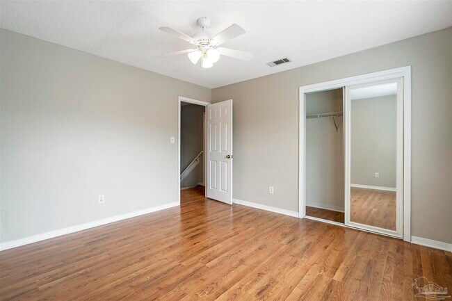 Building Photo - 5320 Powrie Dr