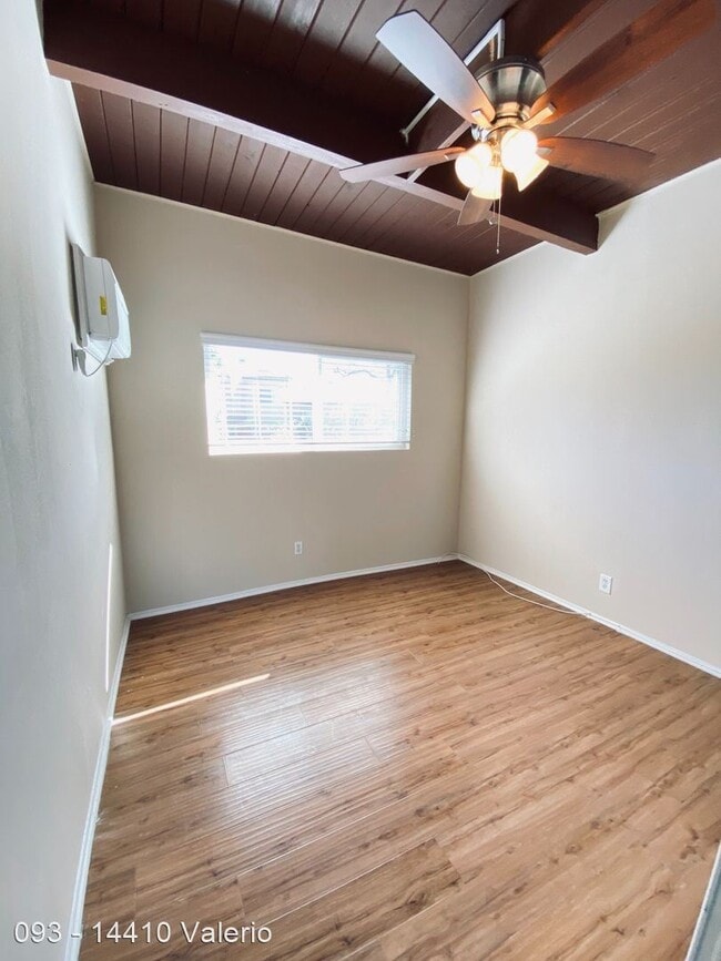 Building Photo - 14410 Valerio St