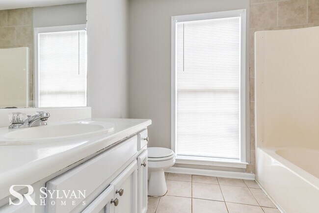 Building Photo - Come view this lovely home