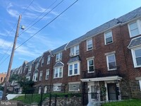 Building Photo - 1418 Greeby St