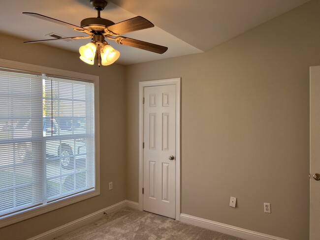 Master Bedroom - 1117 Crescent Meadows Dr