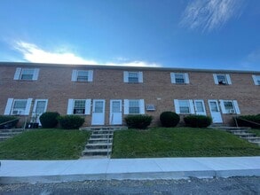 Building Photo - One bedroom apartment for rent near EMU in...