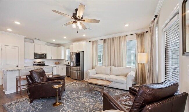 Building Photo - 167 Benelli Dr