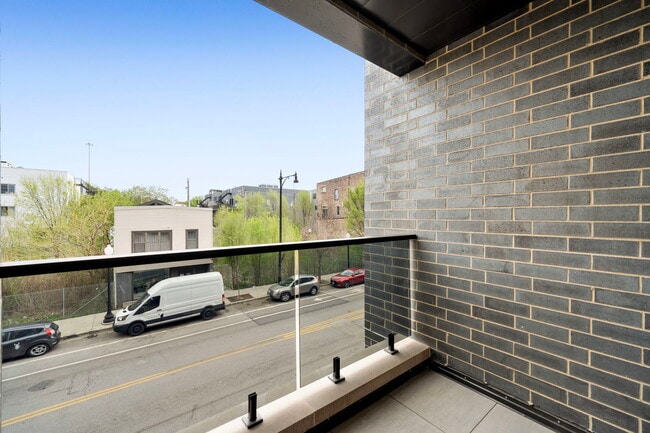 Building Photo - 1718 S Halsted St