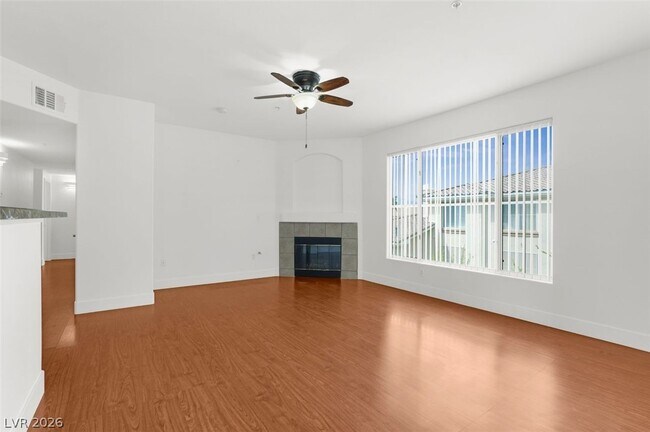 Building Photo - 7107 S Durango Dr