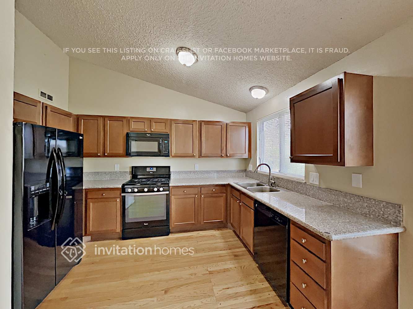 Building Photo - 8661 Red Clover Ct