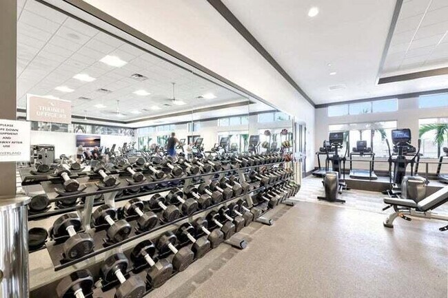 Building Photo - 11583 SW Oceanfront Ct