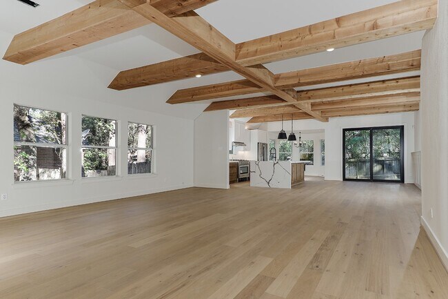 Building Photo - 310 Leafsage Ct