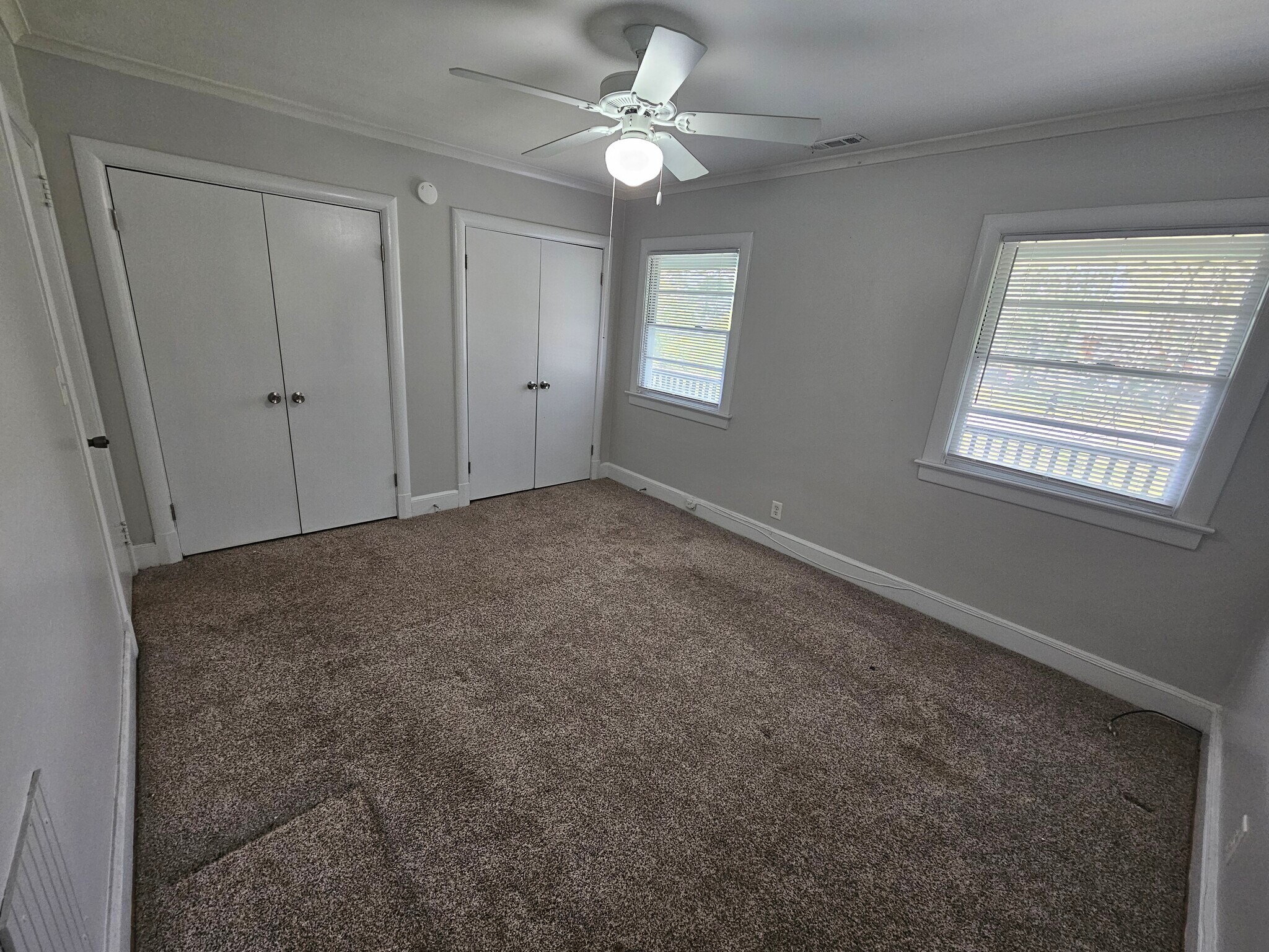 Building Photo - 2103 Pender Ave