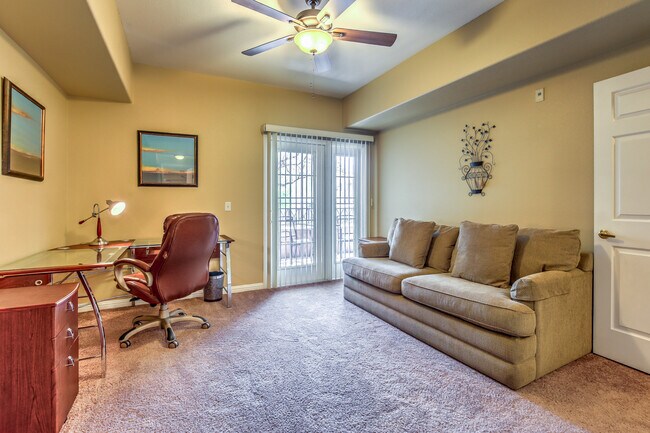 Office/2nd Bedroom - 10525 Autumn Pine Ave