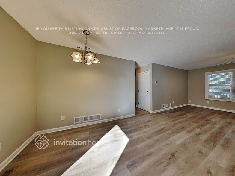 Building Photo - 121 Limestone Ln