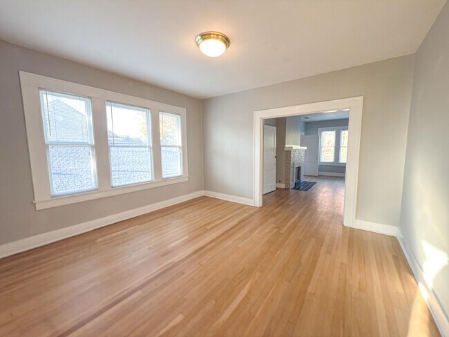 Building Photo - 1410-1412 Kings Highway