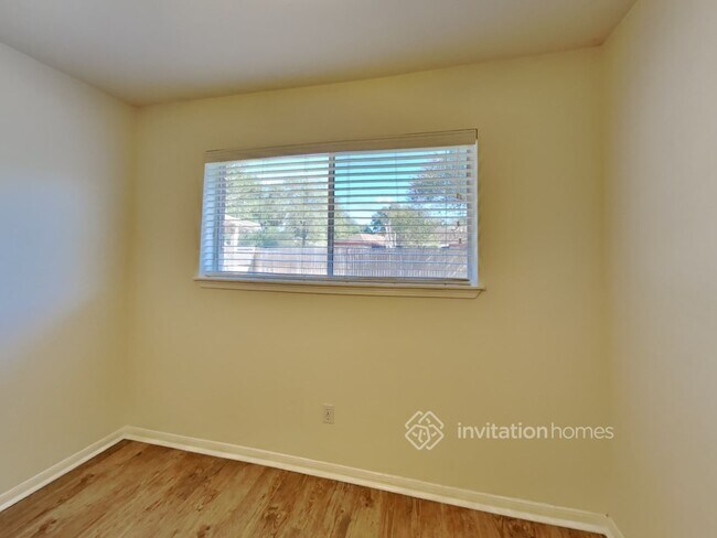 Building Photo - 15135 Tresch Ln