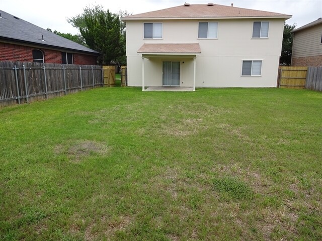 Building Photo - 1725 Jerusalem Dr