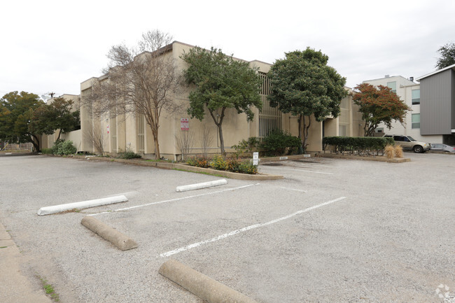 Building Photo - 4232 Rawlins St